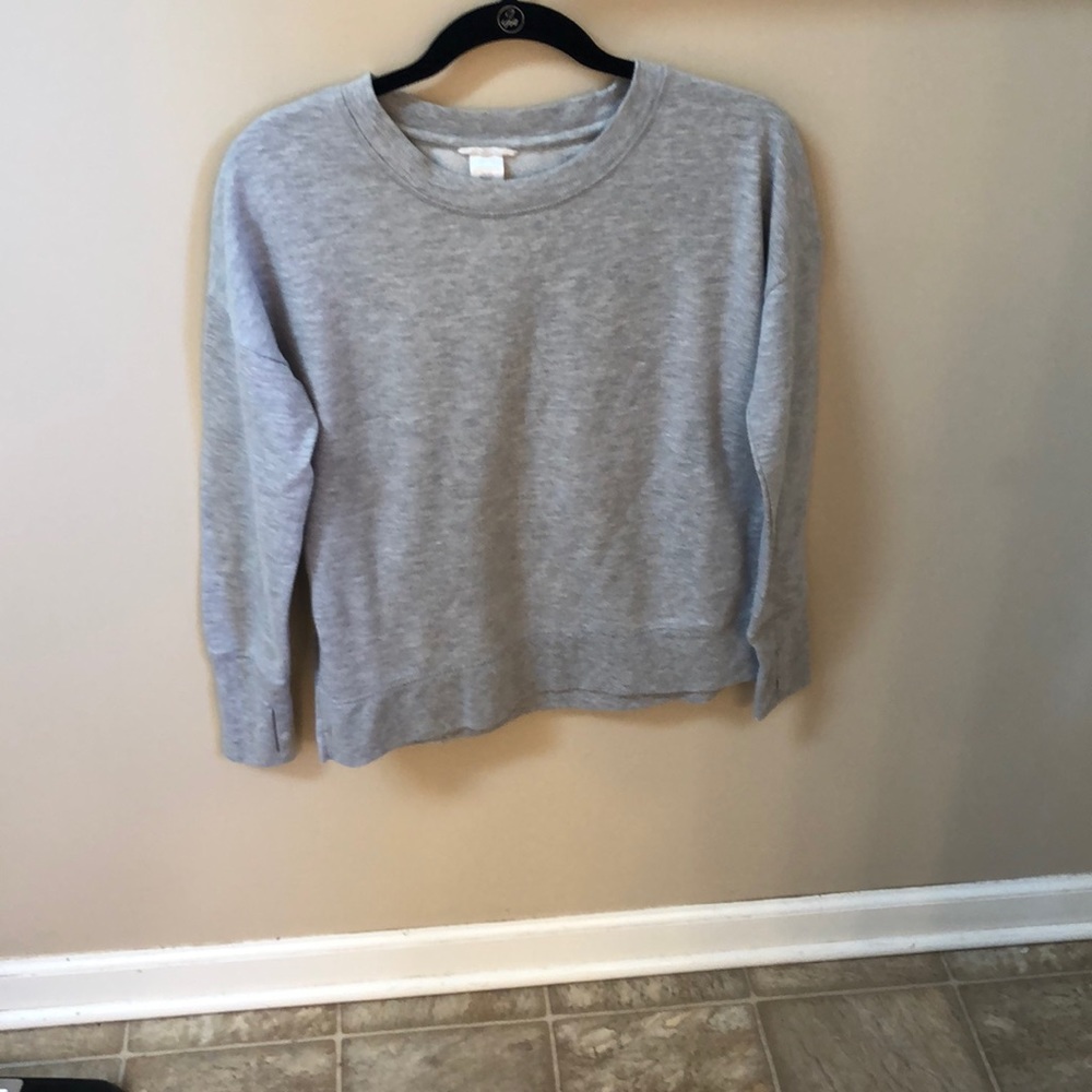 Grey pullover